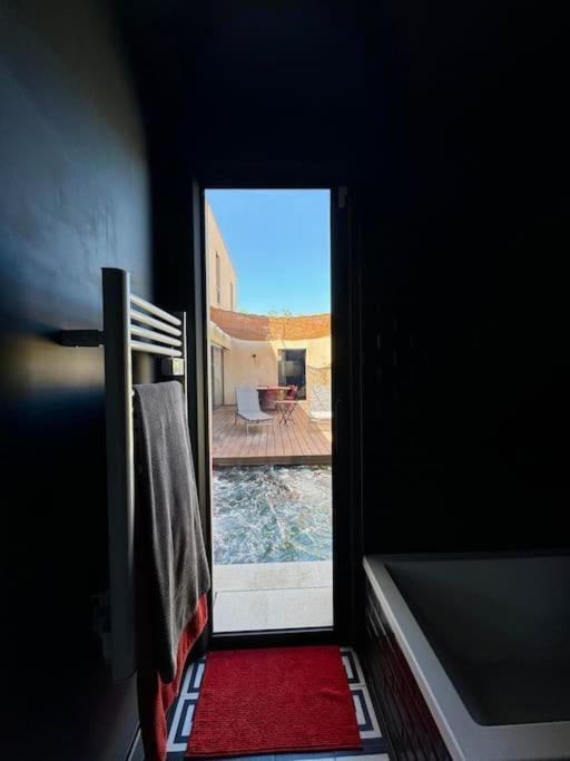 Maison D'Architecte Avec Piscine-Spa Chauffe En Centre Ville De Vaison-La-Romaine Εξωτερικό φωτογραφία